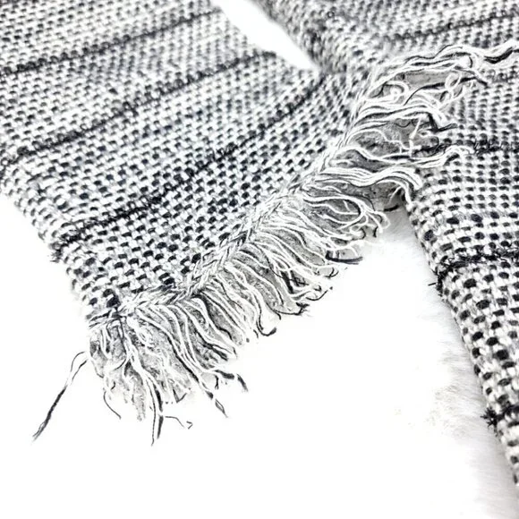 Chico's EUC Women's 0 Black White Laced Fringe Cardigan Cotton Blend Tweed - Picture 4 of 11